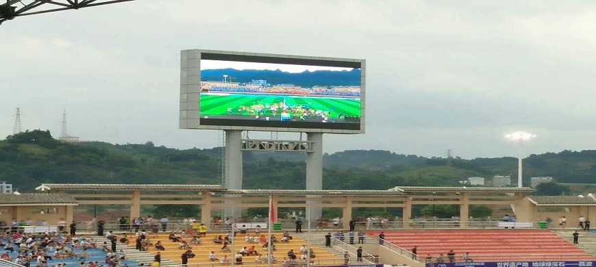 কোম্পানির ক্ষেত্রে stadium pole stand installation led display board P10